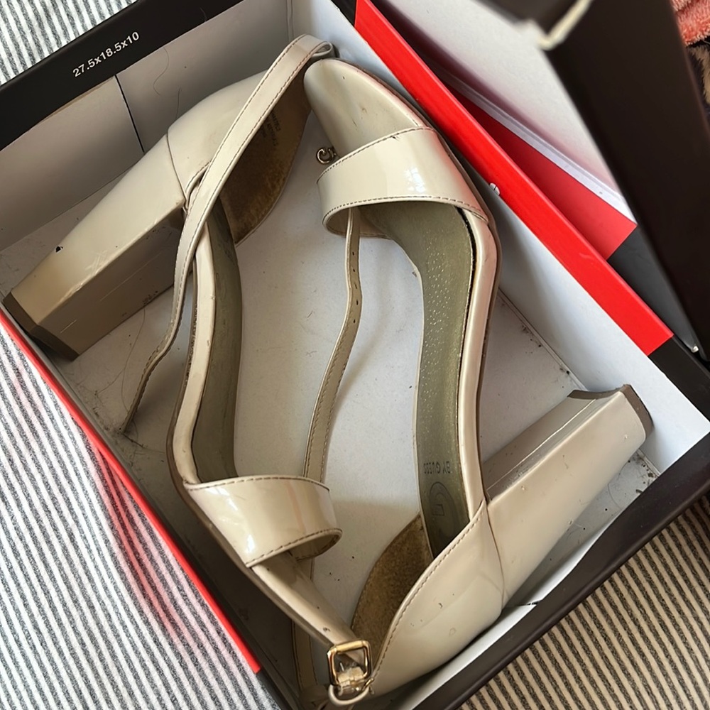 Guess shantel heels in light natural